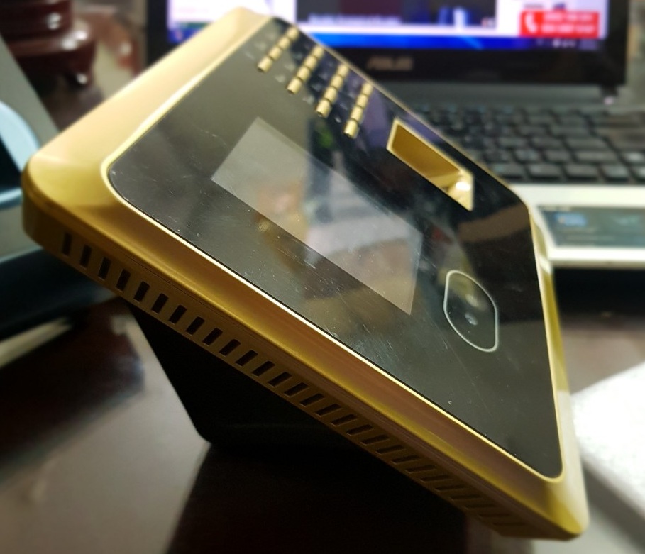 M&aacute;y chấm c&ocirc;ng ronald jack f300plus